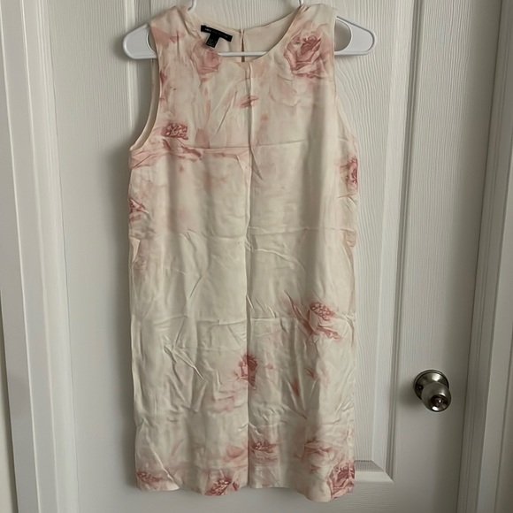 Mango Soft Floral Dress Size XS barely worn - Picture 1 of 7